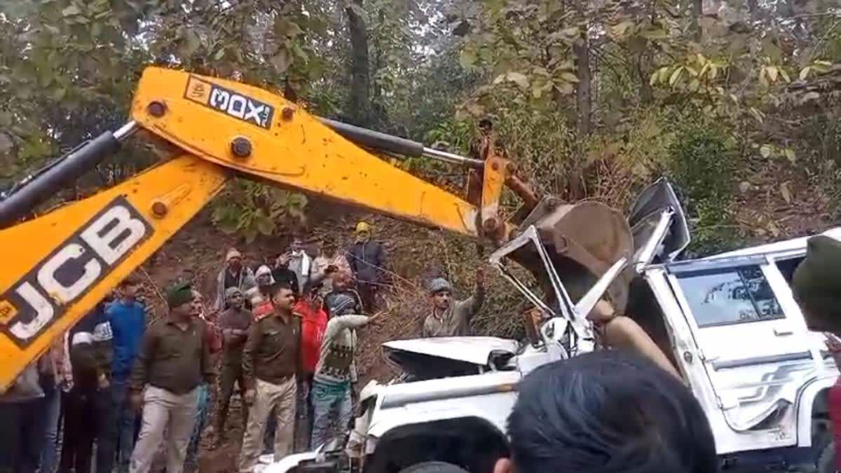 TRUCK AND BOLERO COLLIDED