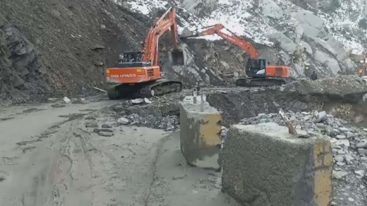 jammu srinagar Highway Remains Closed For Repair Work Today