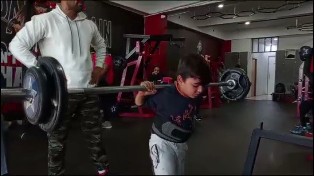 6 Years Old Powerlifter In Surat