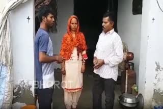 Boxer Monu alias Tyson of Panipat with his parents