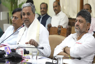 Karnataka Cabinet Protest  Karnataka Protest Against Central  Siddaramaiah DK Shivakumar  കര്‍ണാടക സര്‍ക്കാര്‍ പ്രതിഷേധം