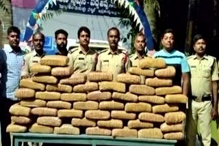 Ganja_Criminals_Arrest_in_Annamayya_District