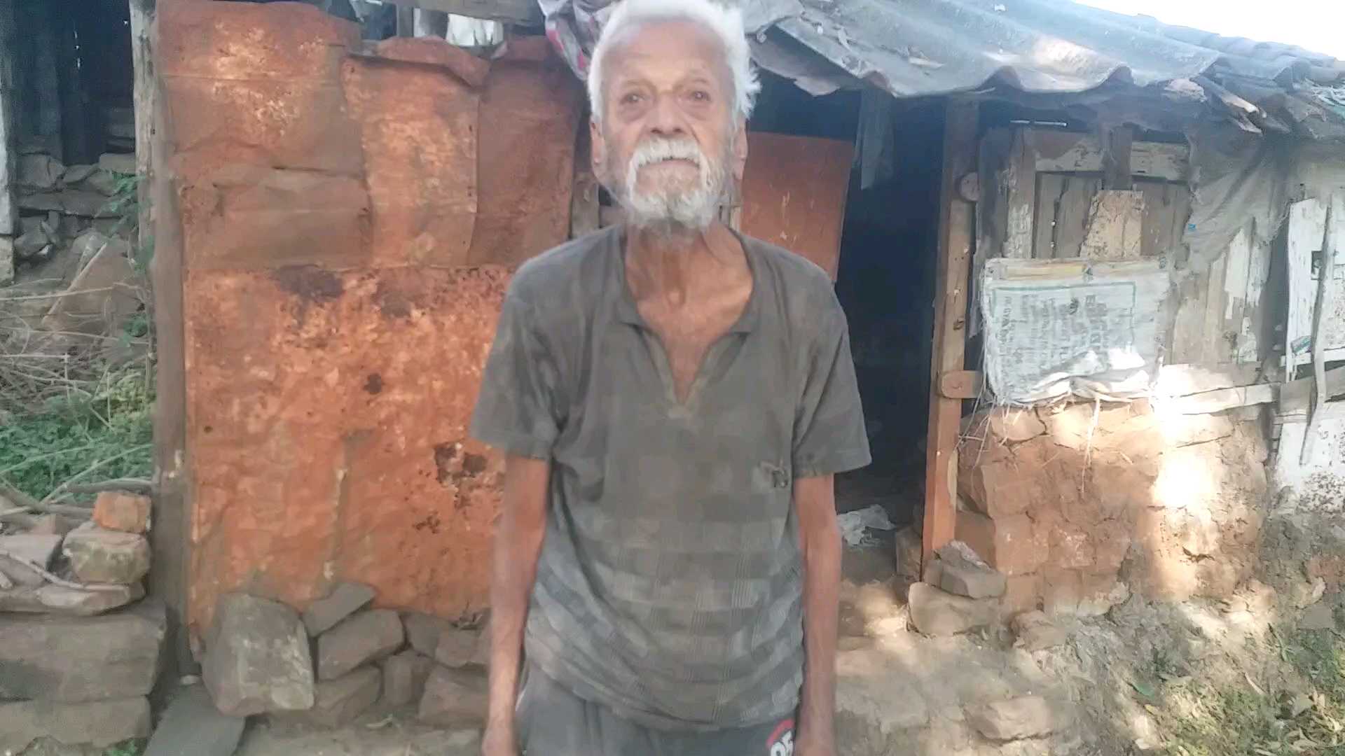 sagar famous hockey player Tekchand Yadav passes away