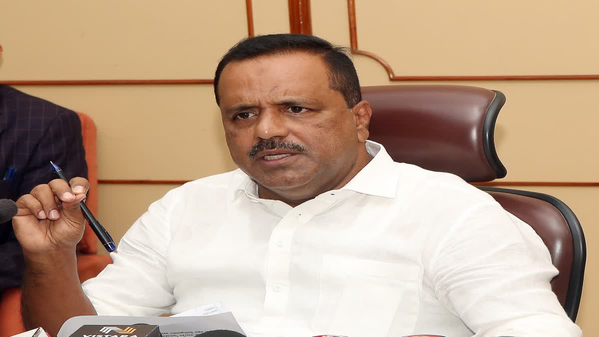 Speaker UT Khader