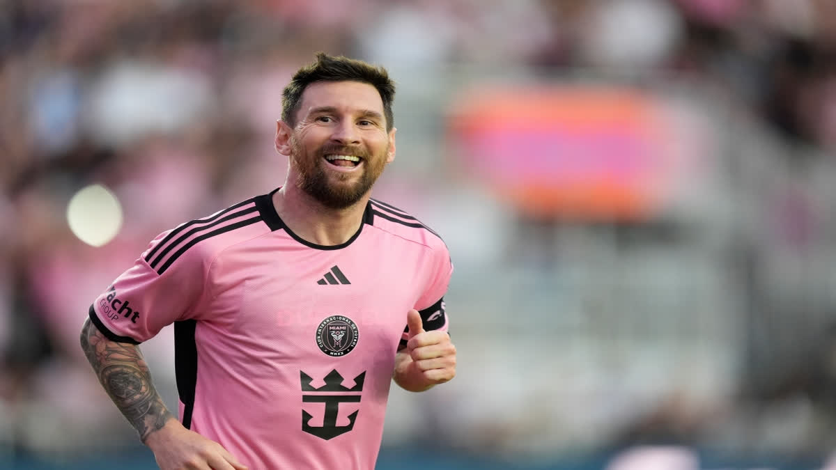 Lionel Messi's contract at a tender age of 13 is going to be up for auction on March 18 and it is estimated to go between $380,000 and $635,000 in the bidding process.