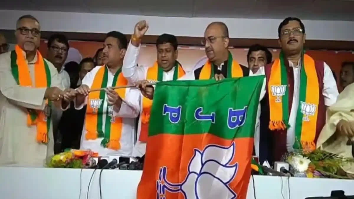 Former TMC Leader Tapas Roy Joins BJP, Says 'He Would Be Loyal to Saffron Brigade'