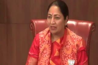 दिल्ली बजट के लिए सीएम रेखा गुप्ता ने मांगे कारोबारियों से सुझाव