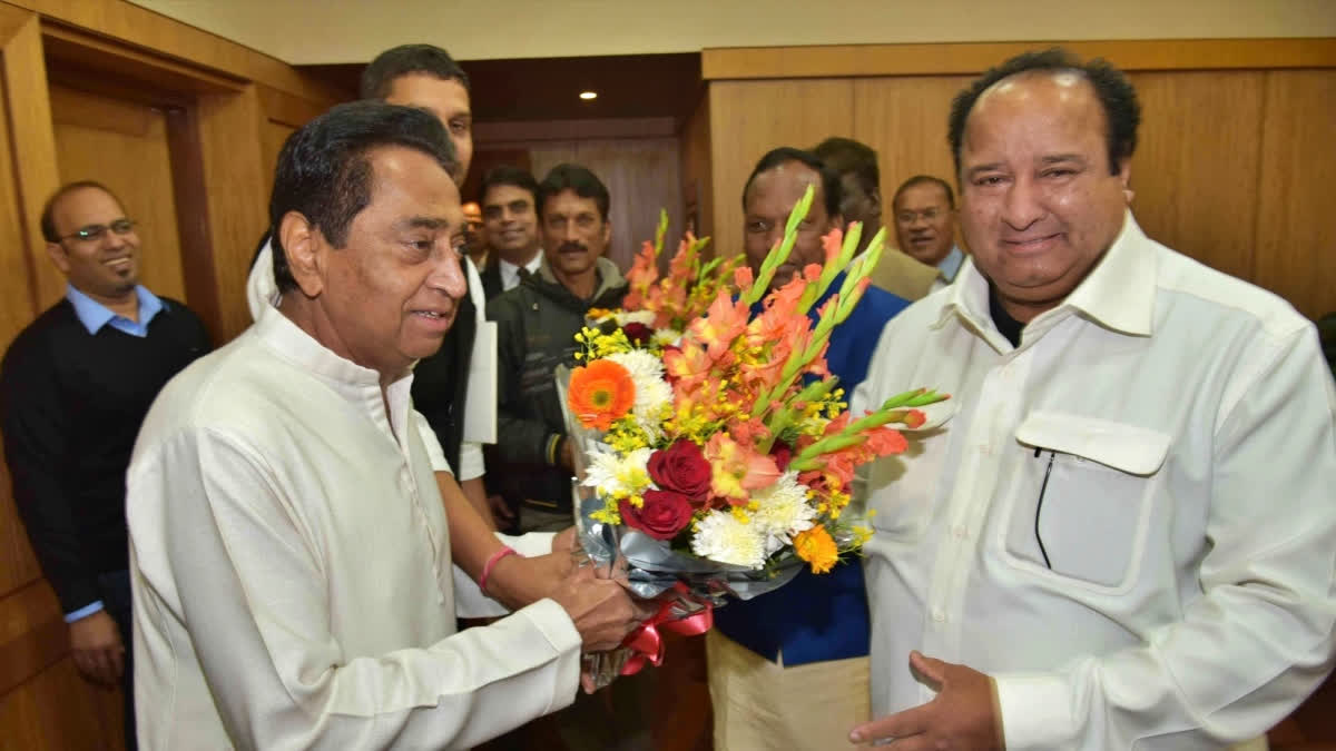 Deepak Saxena, former Chhindwara MLA joined BJP on Friday, days after Kamal Nath called on him at his home to remind him of their long association. Saxena cited 'personal reasons' and resigned from Congress along with his son Ajay on March 31.