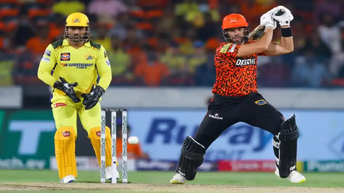 Sunrisers Hyderabad defeated Chennai Super Kings by 6 wickets