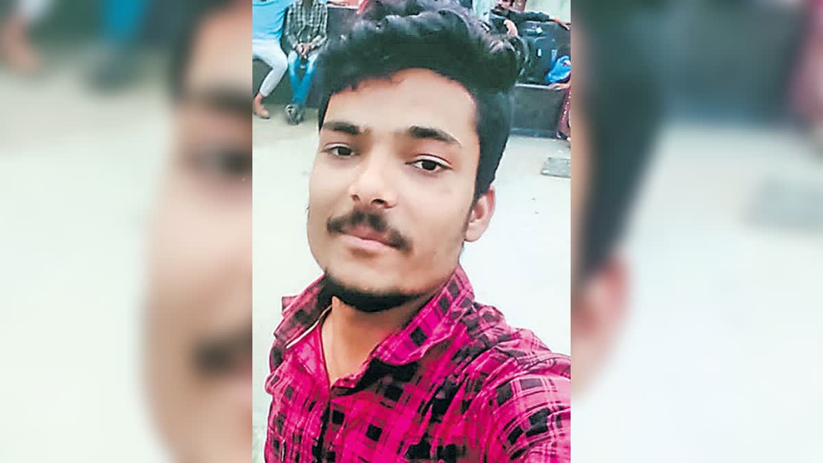 YOUNG MAN FELL INTO A POND AND DIED  VINAY  സ്വകാര്യ പണിടപാട്  UTTAR PRADESH