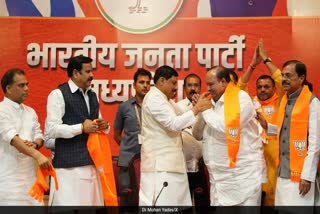 DIPAK SAXENA JOINS BJP  KAMAL NATH  CONGRESS  MADHYAPRADESH