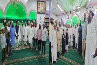 مسجد قبا کے رمضان کے اجتماعات میں ممتاز شخصیات مسلم نوجوانوں کی حوصلہ افزائی کی