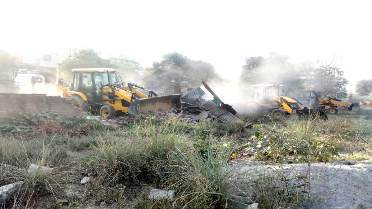 Administration took action against illegal shrine in Haridwar