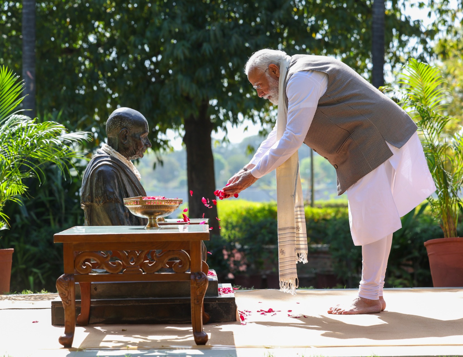 નરેન્દ્ર મોદી 2024માં ભારે બહુમતી થકી કેન્દ્ર સરકારમાં વડાપ્રધાન બન્યા