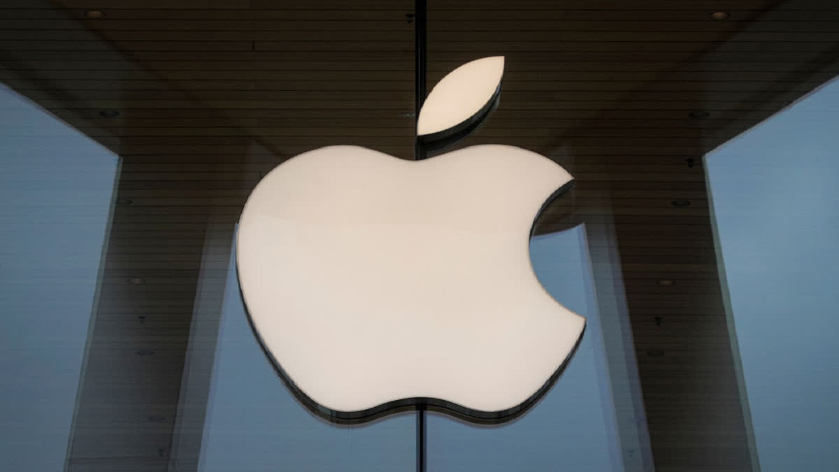 Apple 'Accelerates' Work on Foldable Devices; May Launch in 2026: Report