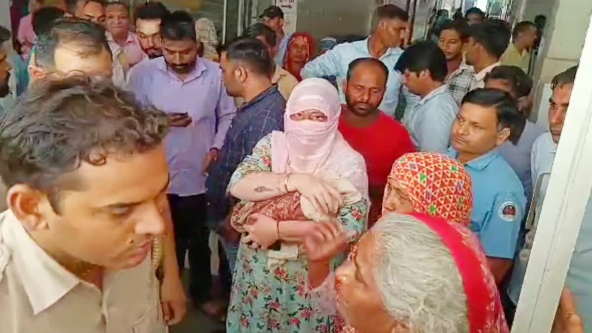 Newborn baby death in Kharkhoda