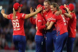 Womens Ashes  England vs Australia  England vs Australia 2nd T20I  England Womens Cricket  Australia Womens Cricket  Ellyse Perry  Danni Wyatt  വനിത ആഷസ്  വനിത ആഷസ് ടി20 പരമ്പര  ഇംഗ്ലണ്ട് വനിത ക്രിക്കറ്റ് ടീം  ഓസ്‌ട്രേലിയന്‍ വനിത ടീം  ഡാനി വ്യാറ്റ്  എല്ലിസ് പെറി