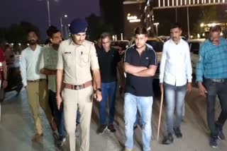 Ahmedabad Crime: સિંધુ ભવન રોડ પર સ્ટંટબાજીમાં સામેલ વધુ એક આરોપીની ધરપકડ, પોલીસે સાથે રાખીને કર્યું પંચનામું