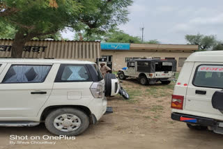 In a daring heist, an armed criminal looted Rs 24 lakhs from the Yes Bank in Rajasthan's Sikar area on Thursday, the police said. The incident took place in Harsawa village of Fatehpur Shekhawati sub-division of the city at 12 pm. According to sources, the accused reached the spot on a bike, barged into the bank with a helmet on his head, looted money at gunpoint and escaped.