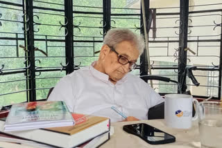 Nobel laureate economist Professor Amartya Sen likened the world's oldest university Nalanda to the condition of Visva-Bharati. Professor Sen expressed concern about both universities in a discussion with the students about the current situation of Visva-Bharati. Professor Sen was once the Chancellor of Nalanda and an alumnus of Visva-Bharati.
