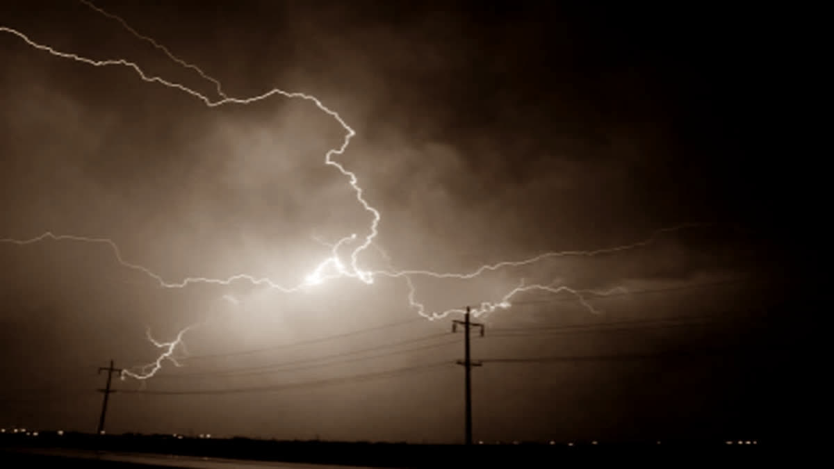 Nine people were killed after being struck by lightning in six districts of Bihar in the last 24 hours, officials said on Saturday.