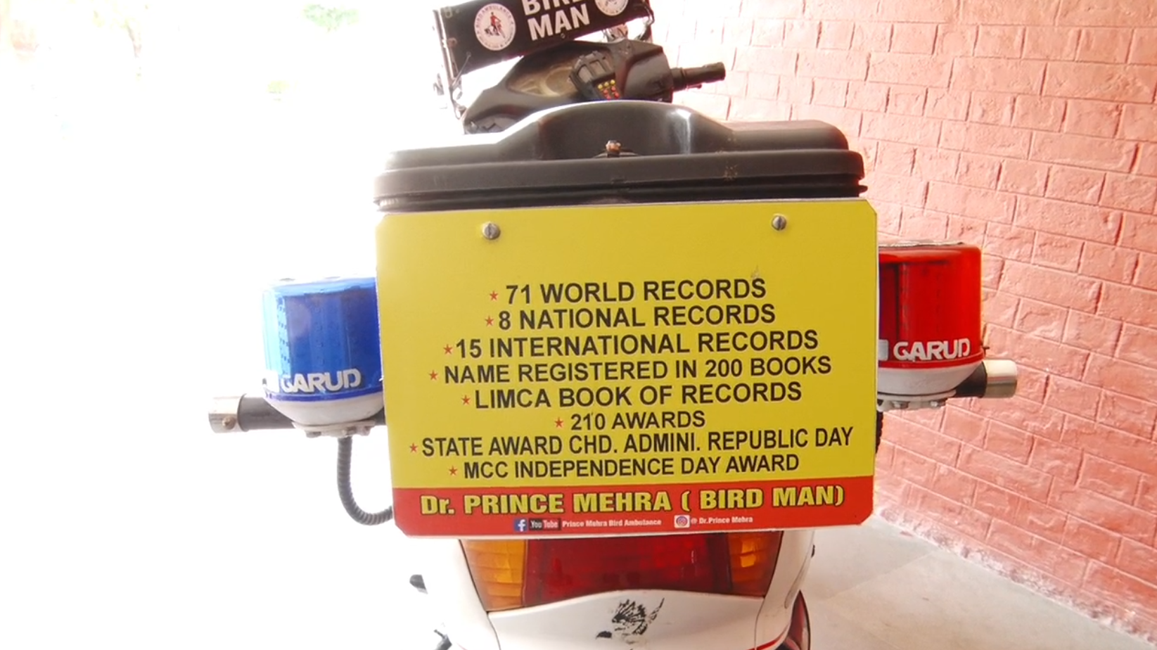 Chandigarh Bird Man Dr Prince Mehra aka Manjeet Singh runs a bird ambulance to save the lives of birds name in India Book of Records
