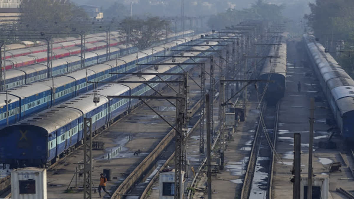 37 railway stations in West Bengal to be redeveloped, to cost Rs 1,503 crore