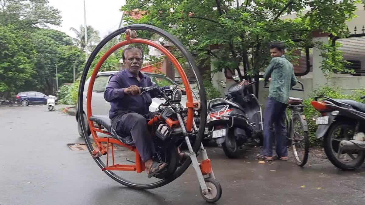 Mechanic Made Round Shape e-Bike 64 years old bike mechanic Natu bhai Patel gujarat made nnovative bike in