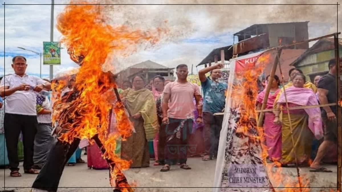 Several houses were set on fire in Manipur
