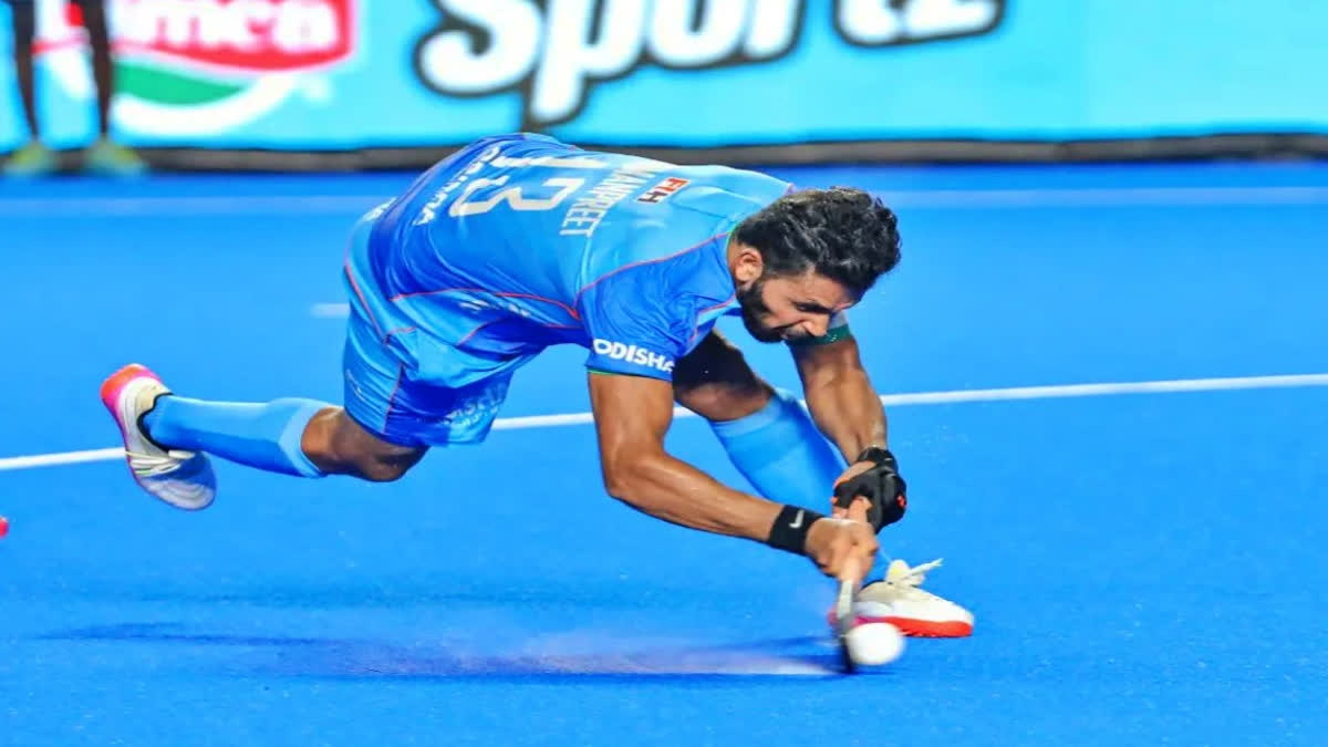 A dominant India roared back to winning ways with a 5-0 mauling of Malaysia in a round-robin fixture of the 2023 Asian Champions Trophy hockey here on Sunday.