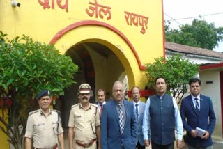 Justice Ramesh Sinha inspected Central Jail Raipur