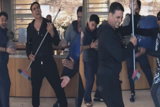Nothing beats having fun with friends: Akshay Kumar dances his heart out in Friendship Day video