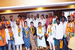 youth of Raipur joined the BJP