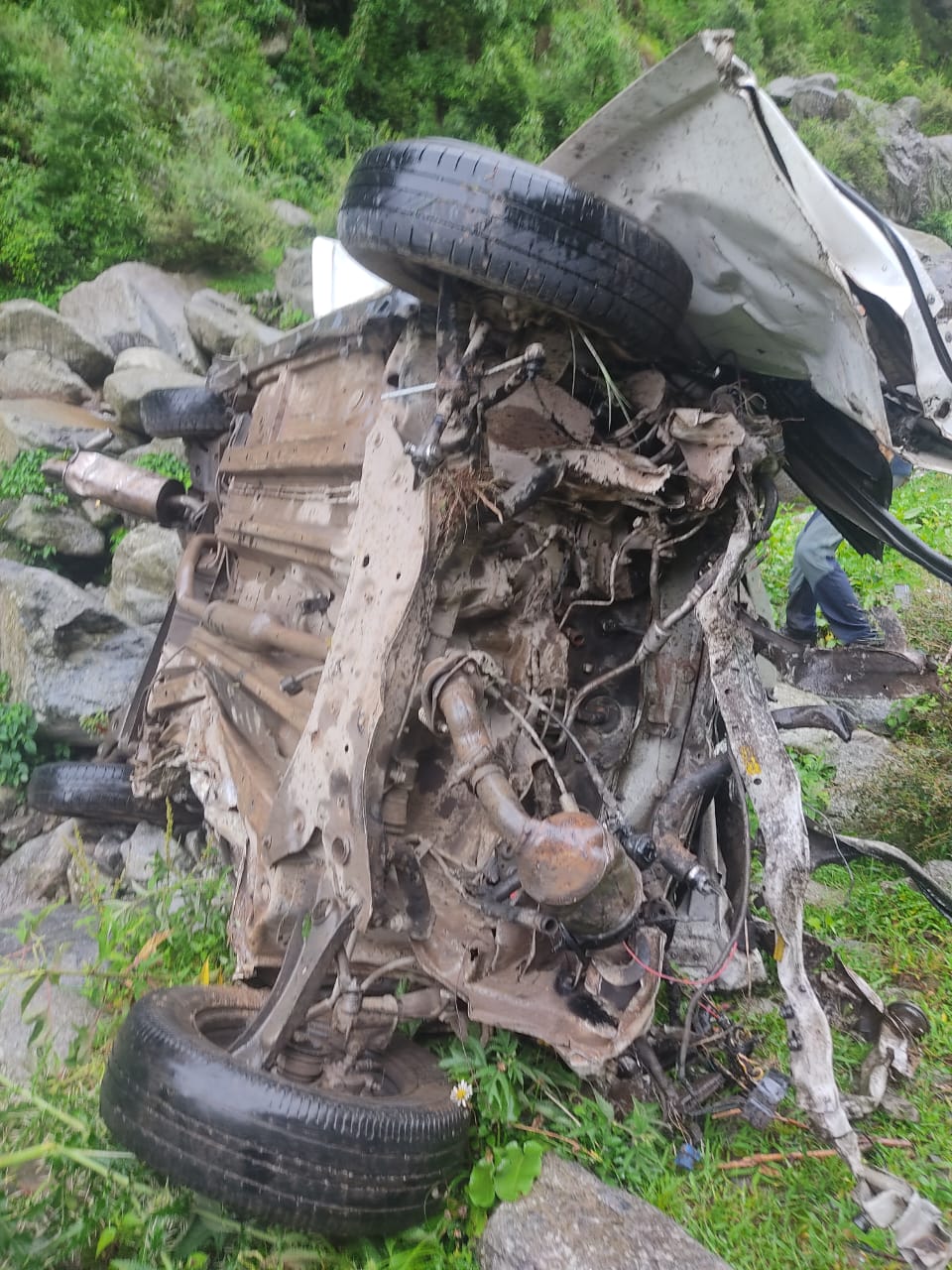 Car fell into ditch on Chamba Jot Road