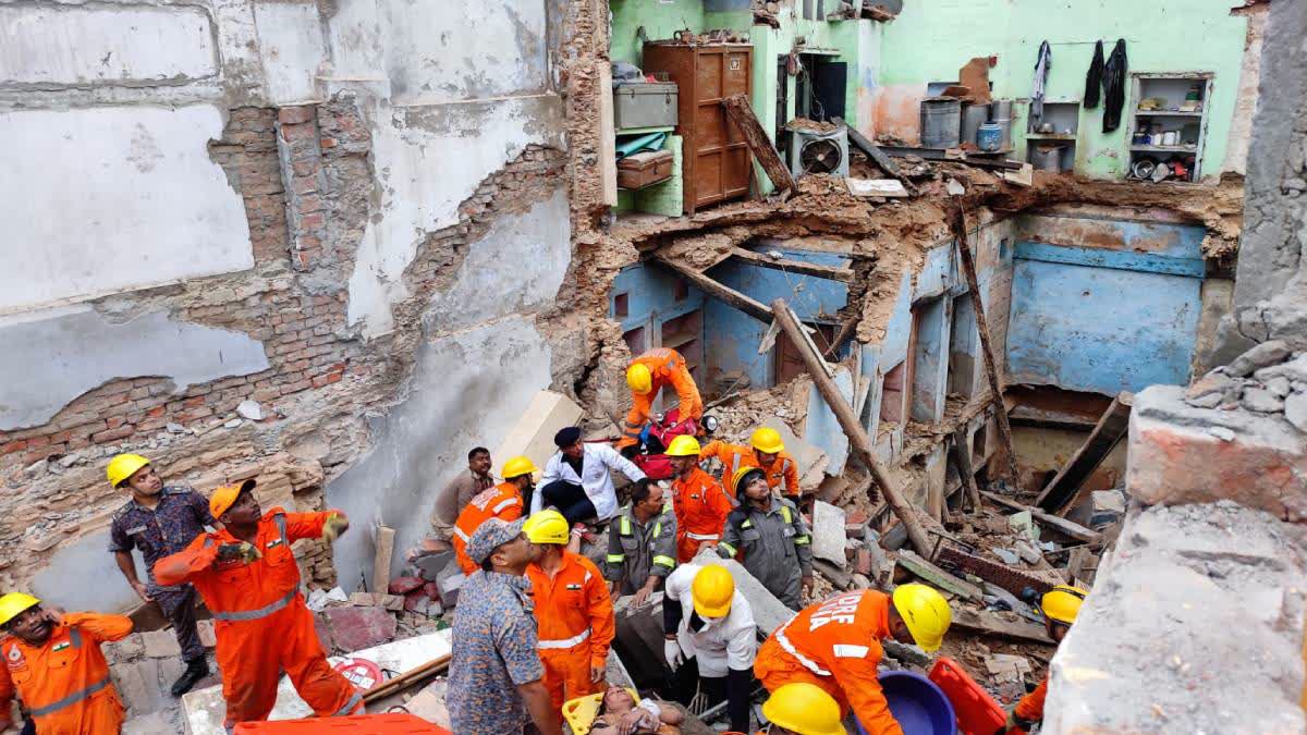 Houses Collapsed in Varanasi