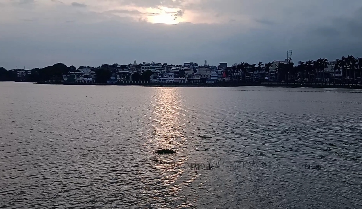 Sagar lake ganga aarti