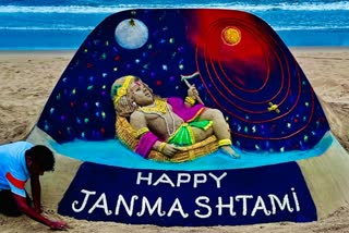 Sudarsan Pattnaik Extends Janmashtami Greetings Through Sand Art