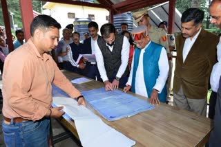 Governor Shiv Pratap Shukla visited dhali