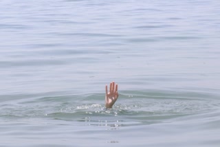 ബിഹാറിൽ ബോട്ട് മറിഞ്ഞ് അപകടം  Boat Capsizes  Boat Capsizes In Darbhanga  ബോട്ട് മറിഞ്ഞ് 5 പേർ മരിച്ചു  കമല നദിയിൽ ബോട്ട് മറിഞ്ഞു  ബോട്ടപകടം  Darbhanga Boat Accident  Bihar Boat Accident