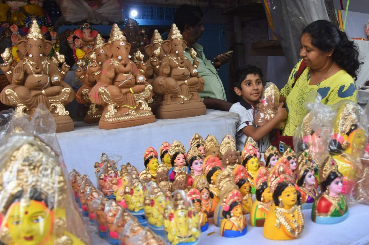 Different style of Ganesha idols