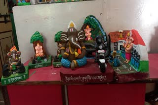 GANESH IDOLS MESSAGE TRAFFIC SAFETY