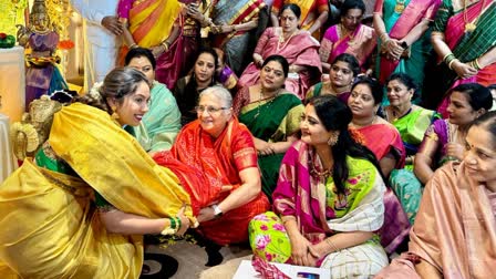 Sudhamurthy participated in the Gauri festival at MLA CK Ramamurthy's house