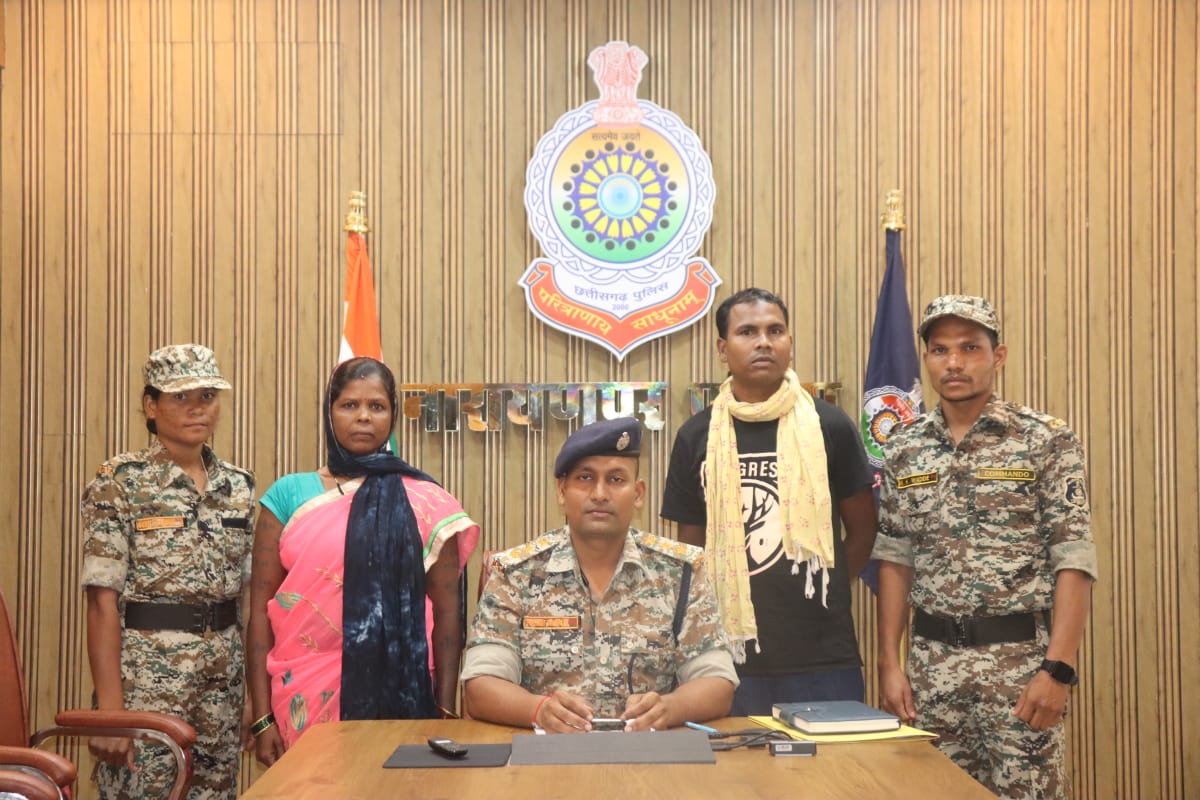 Narayanpur Naxal commander with reward of Rs 5 lakh surrendered along with his wife