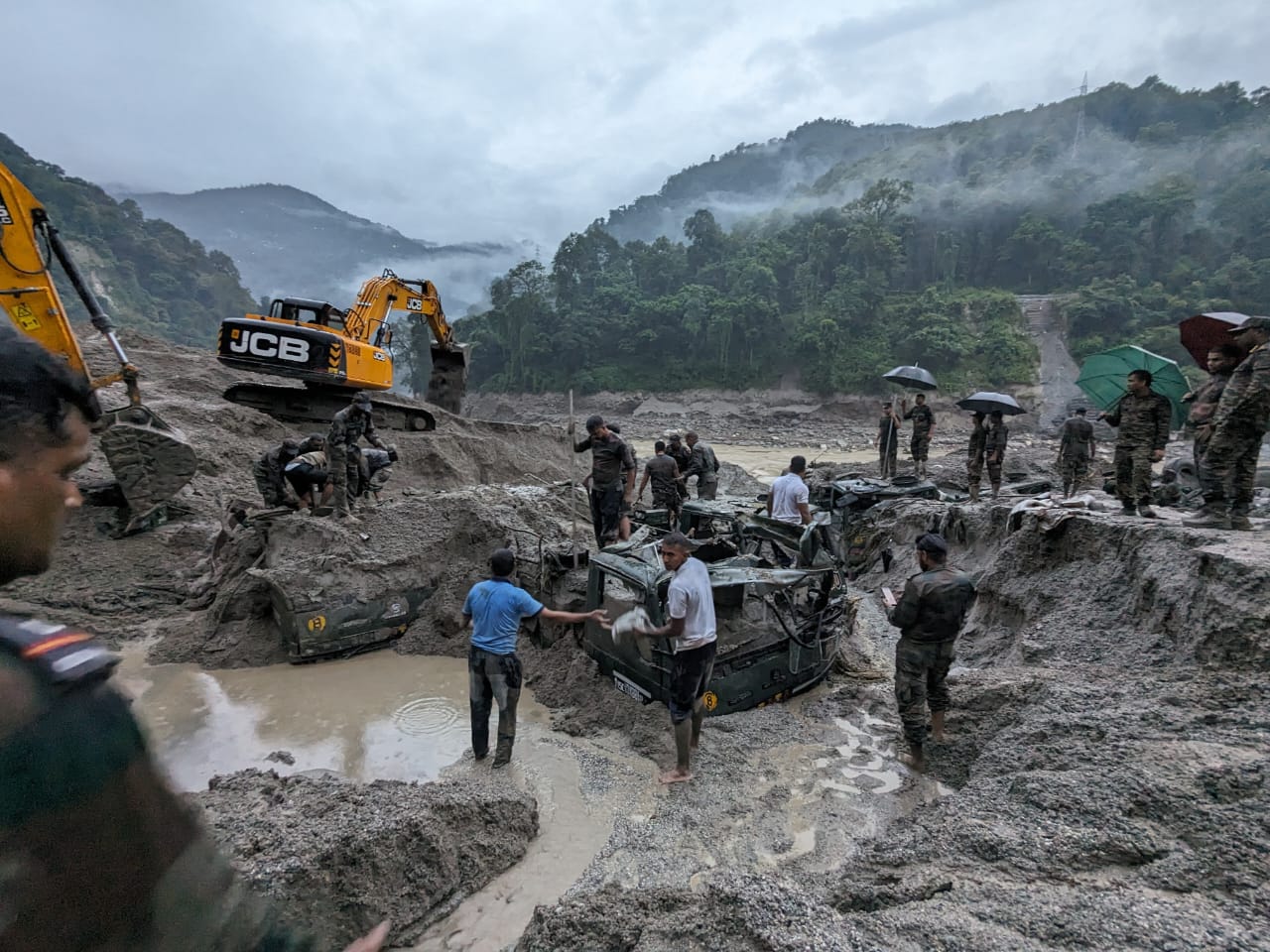 Sikkim flash flood Teesta river mortar shell explodes