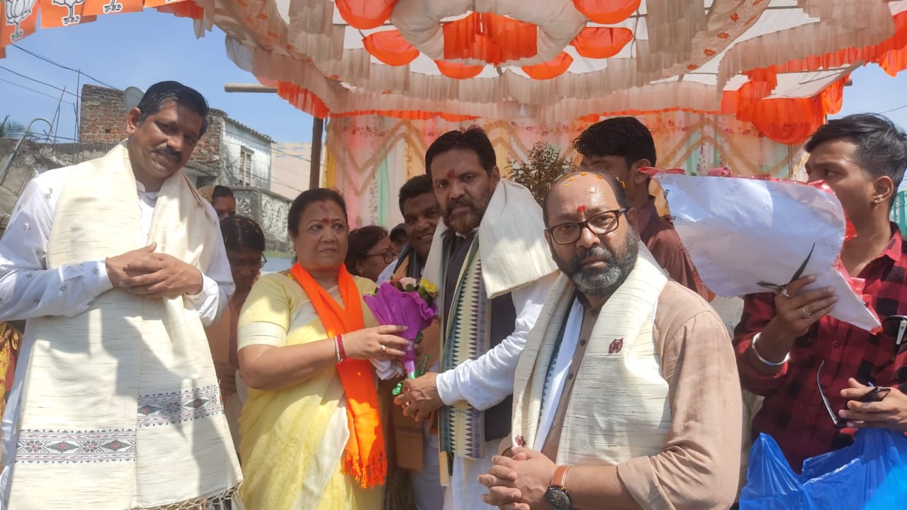 union minister darshana jardosh visits ganjam