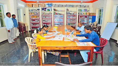 Donors Helping Youth For Competitive Exams