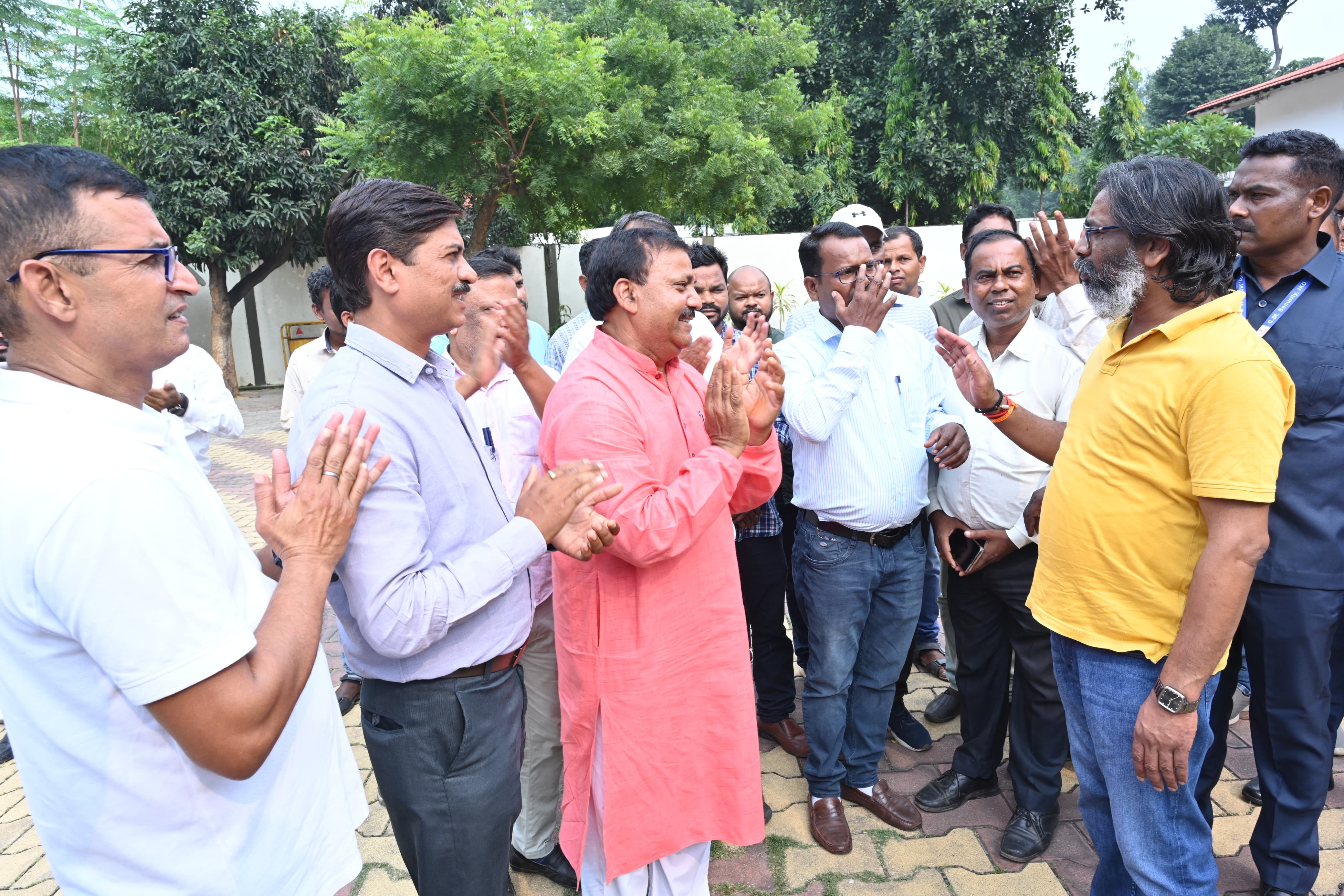 MPW Employees Union met CM Hemant Soren in Ranchi