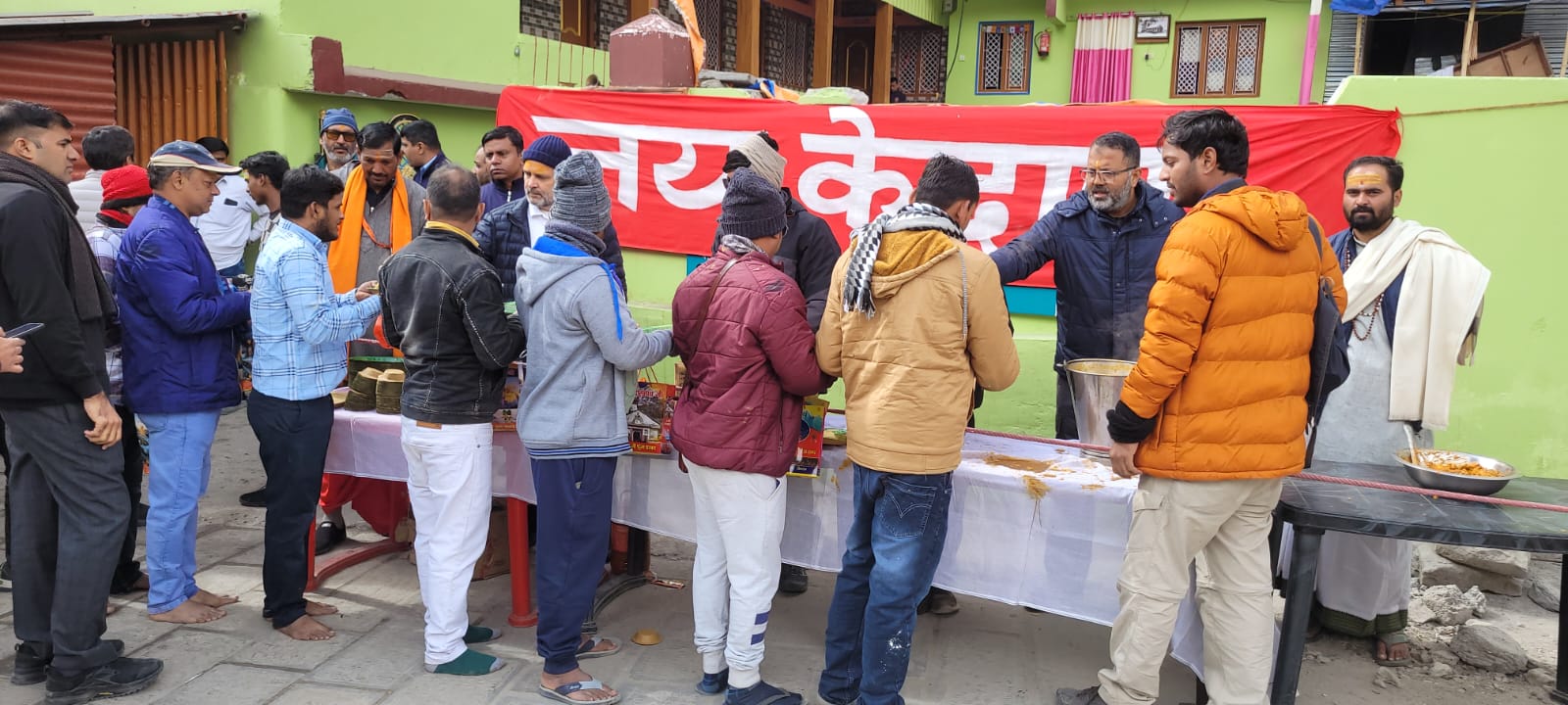 Rahul Gandhi organized Bhandara in Kedarnath Dham