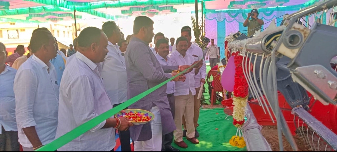 ಜಿಲ್ಲಾ ಉಸ್ತುವಾರಿ ಸಚಿವ ಶಿವರಾಜ ತಂಗಡಗಿ ಯಂತ್ರೋಪಕರಣಗಳ ಹಬ್​ಗೆ ಚಾಲನೆ