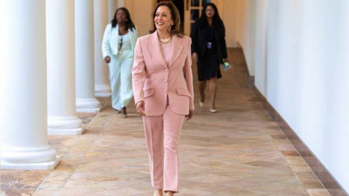 kamala-harris-redefines-power-dressing-fashion-modern-women